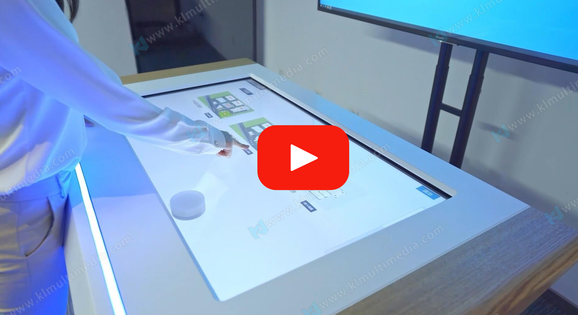 Tangible 3D Tabletops