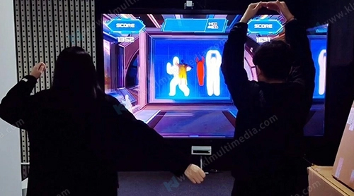 Hole in the wall Game